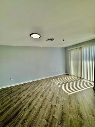 1 bed, 1 bath apartment for rent at 90 Quincy Shore Dr Unit 808, Atlantic — photo 10 of 18