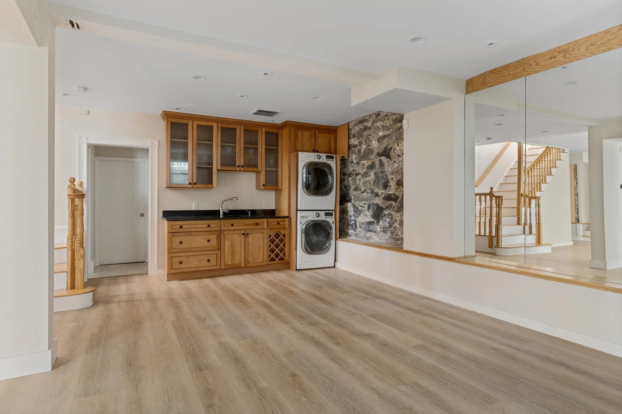 5 bed, 4+ bath apartment for rent at 90 Raymond, Neighborhood Nine — photo 29 of 31