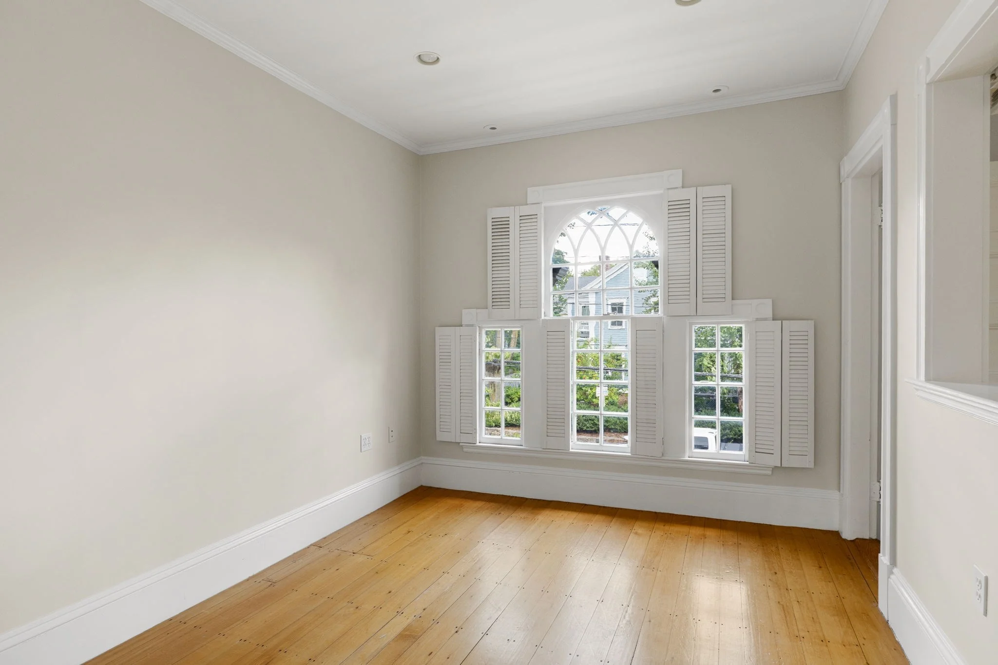 5 bed, 4+ bath apartment for rent at 90 Raymond, Neighborhood Nine — photo 15 of 31