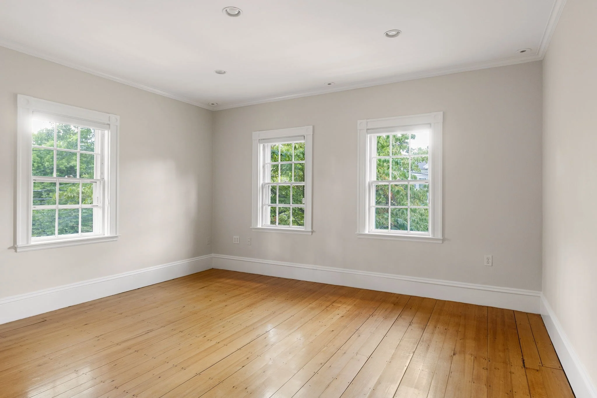 5 bed, 4+ bath apartment for rent at 90 Raymond, Neighborhood Nine — photo 16 of 31