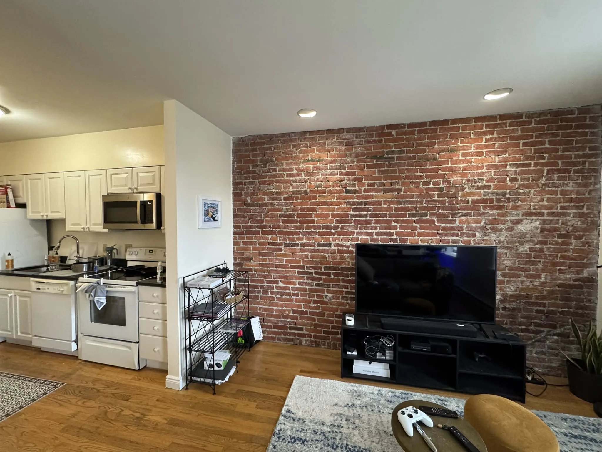 1 bed, 1 bath apartment for rent at 90 Saint Botolph St Unit 5, Back Bay — photo 6 of 16
