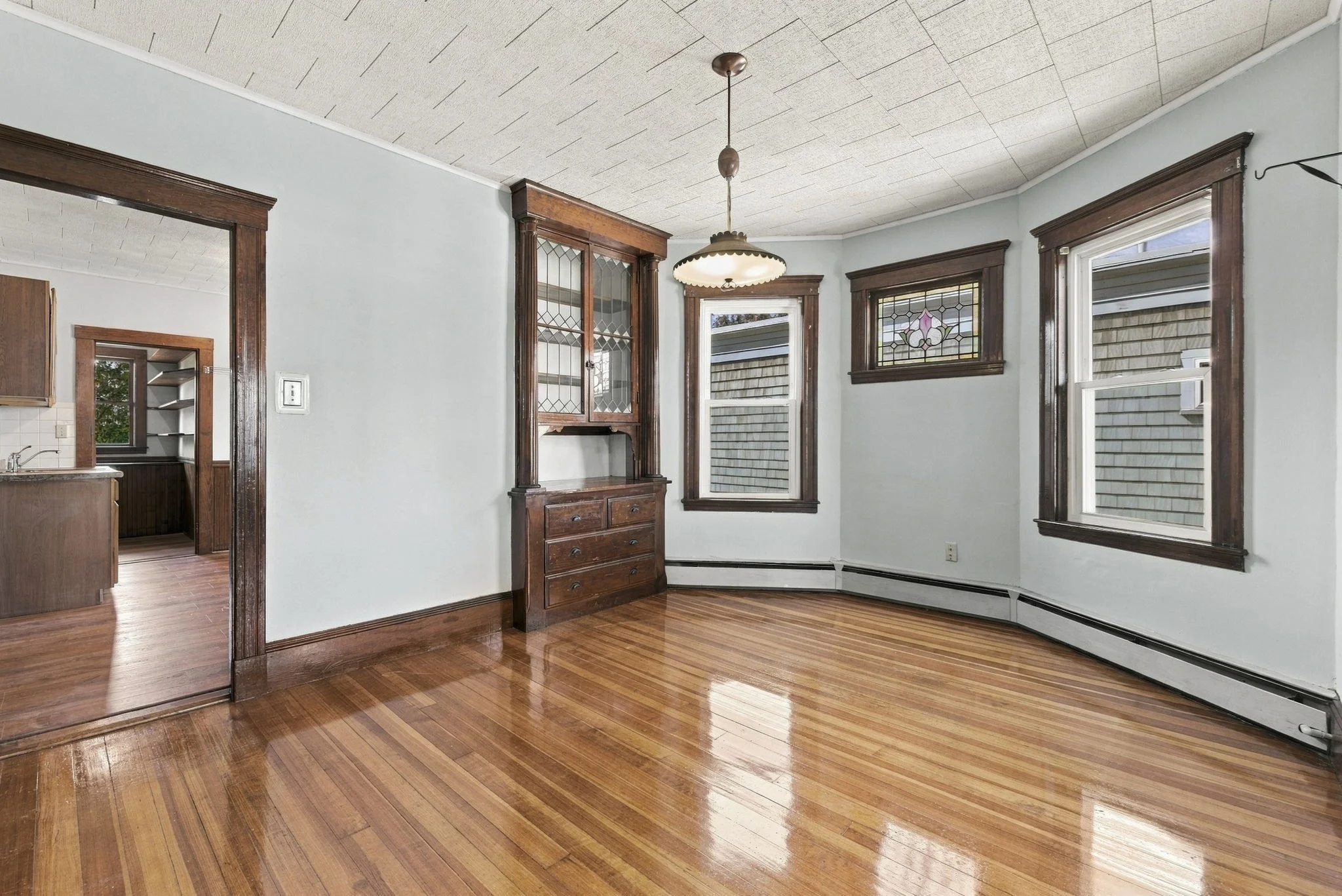 2 bed, 1 bath apartment for rent at 90 Sawyer Ave Unit 3, Dorchester — photo 4 of 23