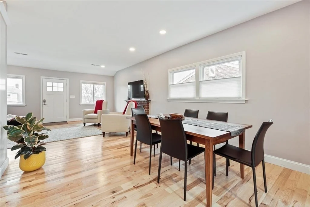 3 bed, 3 bath apartment for rent at 90 Stoneleigh Rd, Watertown — photo 9 of 23