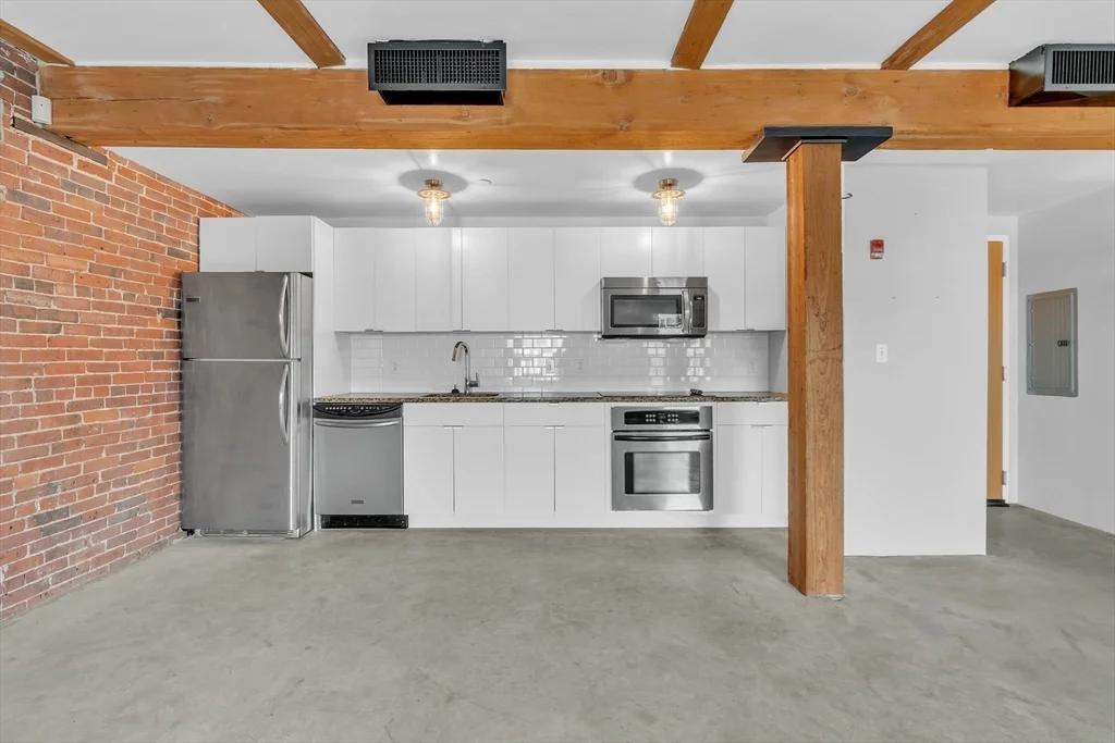 1 bed, 1 bath apartment for rent at 90 Wareham St Unit 505, South End — photo 8 of 11