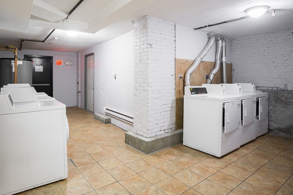 1 bed, 1 bath apartment for rent at 90 Warrenton St Unit 2, Back Bay — photo 9 of 9