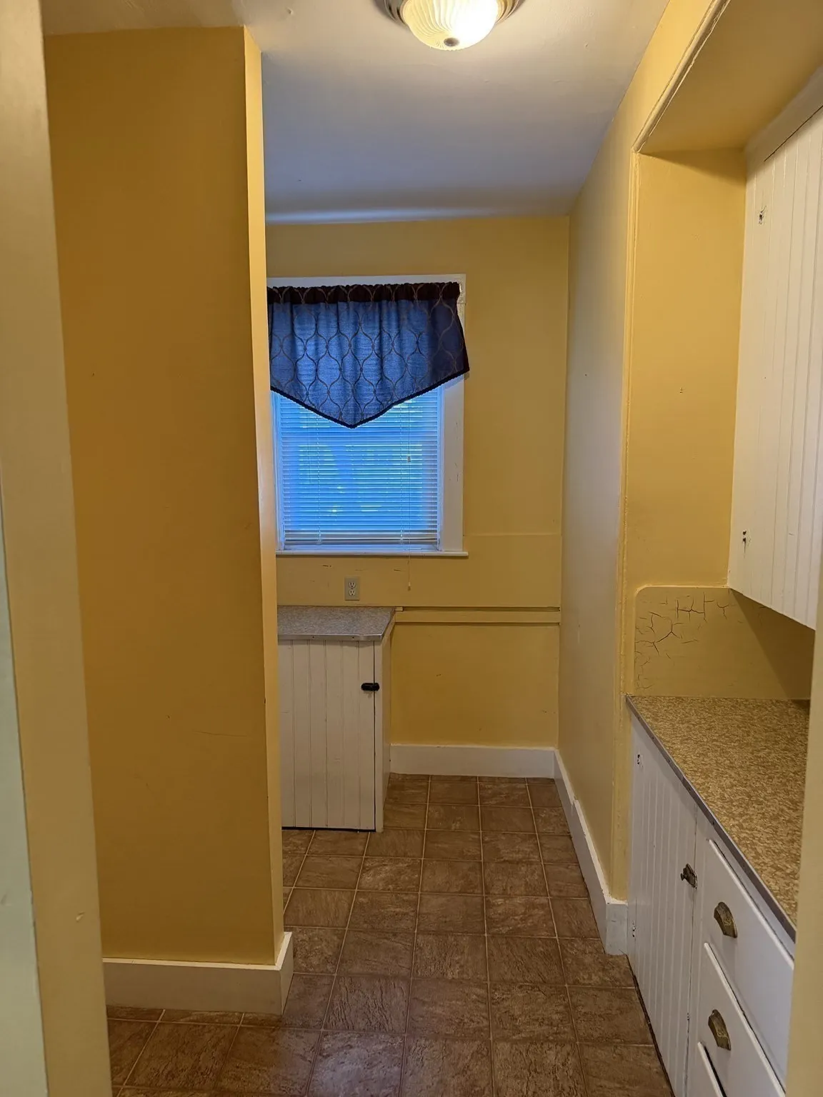 1 bed, 1 bath apartment for rent at 90 Webster St Unit 1, Winnekenni Park — photo 7 of 13