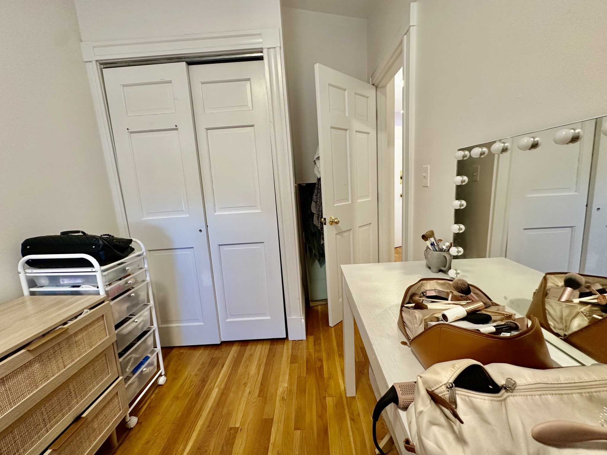 2 bed, 1 bath apartment for rent at 90 West Cedar St Unit 5, Beacon Hill — photo 14 of 14