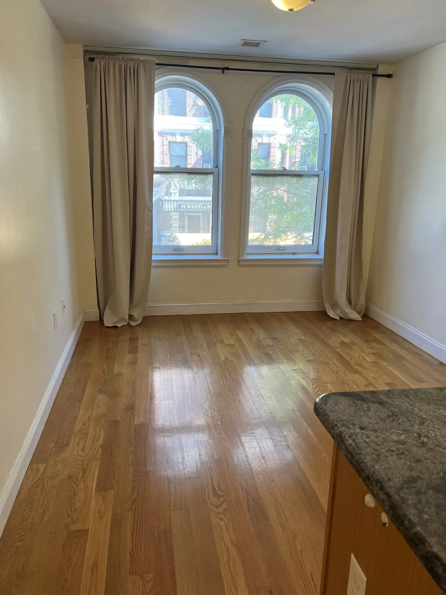 1 bed, 1 bath apartment for rent at 90 Westland Ave Unit 202, Fenway — photo 2 of 8