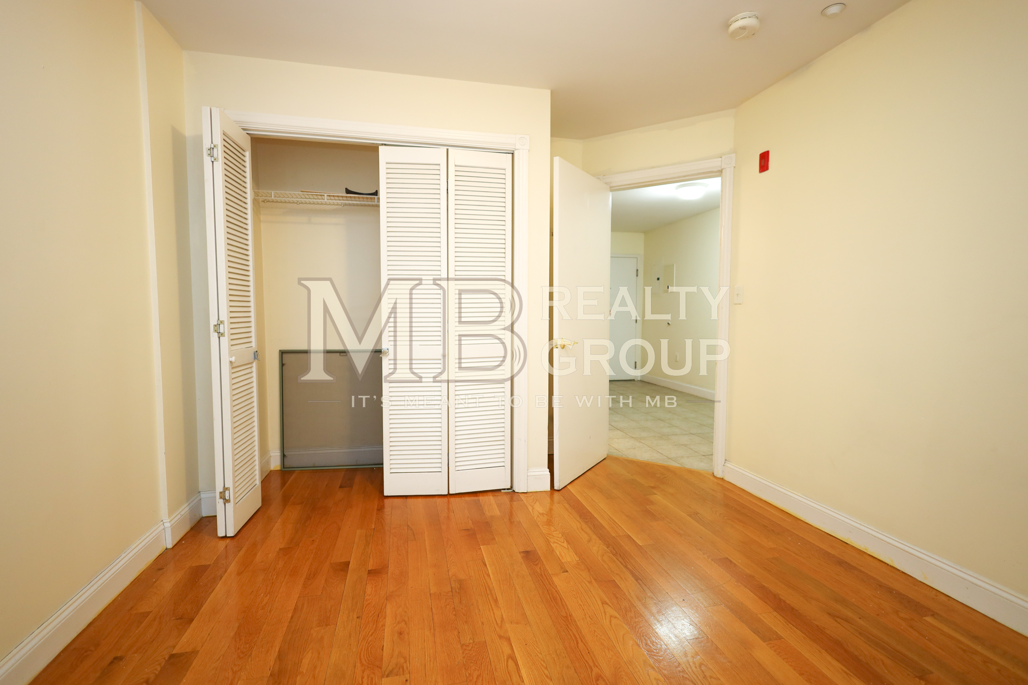 1 split bed, 1 bath apartment for rent at 90 Westland Ave Unit 203, Fenway — photo 8 of 17