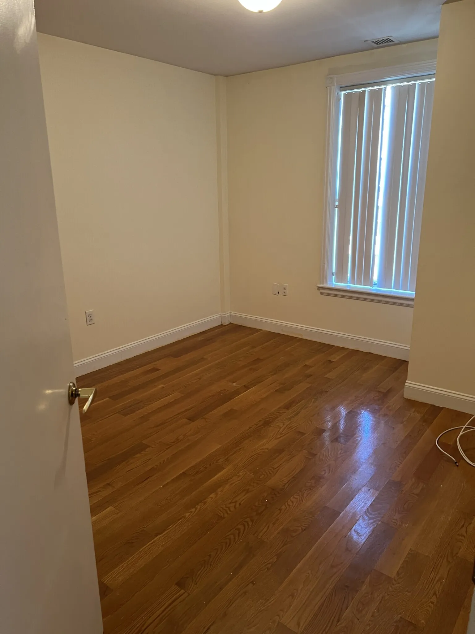 2 bed, 1 bath apartment for rent at 90 Westland Ave Unit 403, Fenway — photo 5 of 9