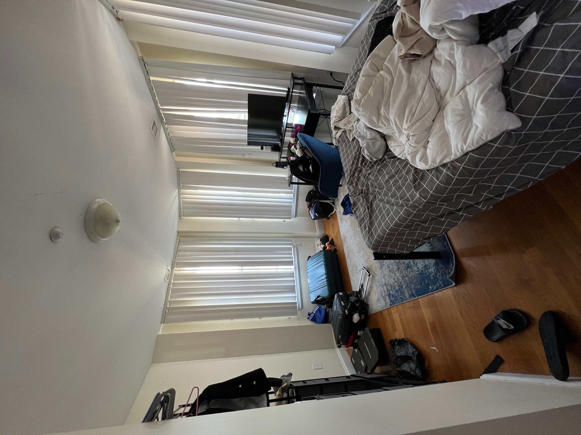 3 bed, 1 bath apartment for rent at 90 Westland Ave Unit 601, Fenway — photo 9 of 14