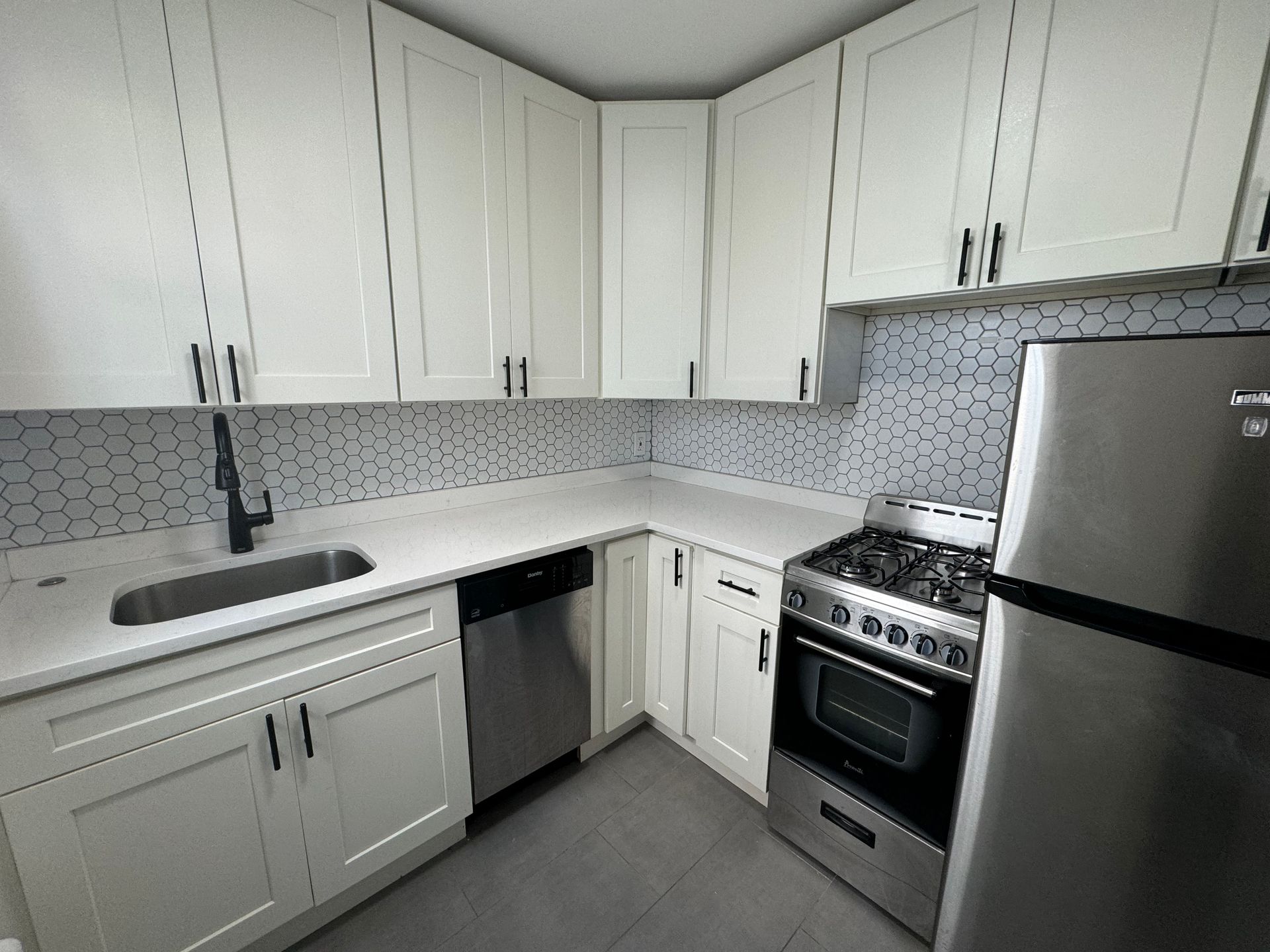 1 bed, 1 bath apartment for rent at 90 Winthrop Shore Dr Unit 10, Winthrop