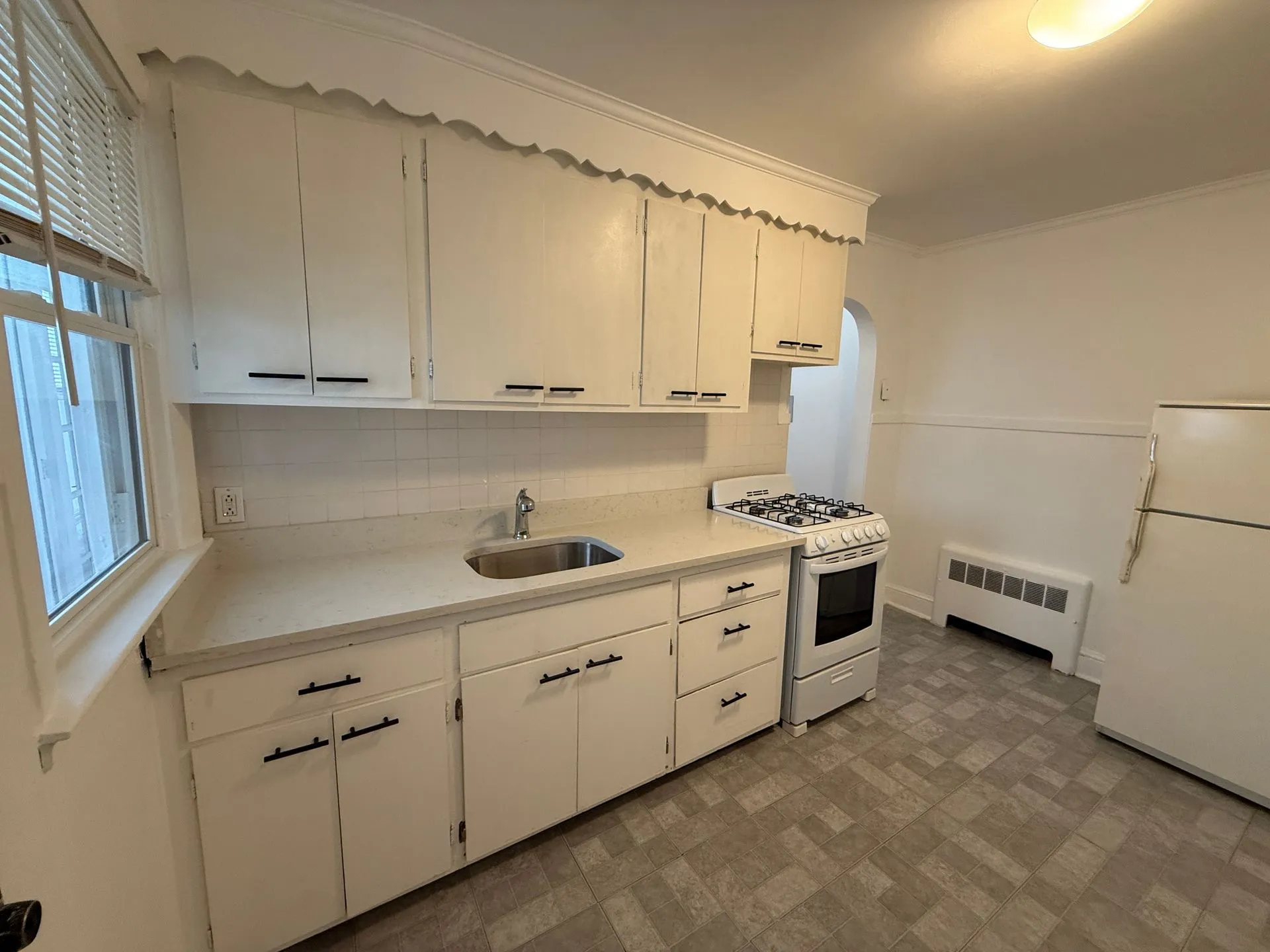 Studio bed, 1 bath apartment for rent at 90 Winthrop Shore Dr Unit 2, Winthrop