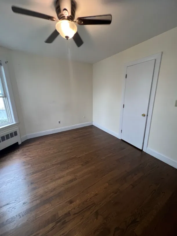Studio bed, 1 bath apartment for rent at 90 Winthrop Shore Dr Unit 3A, Winthrop — photo 5 of 17