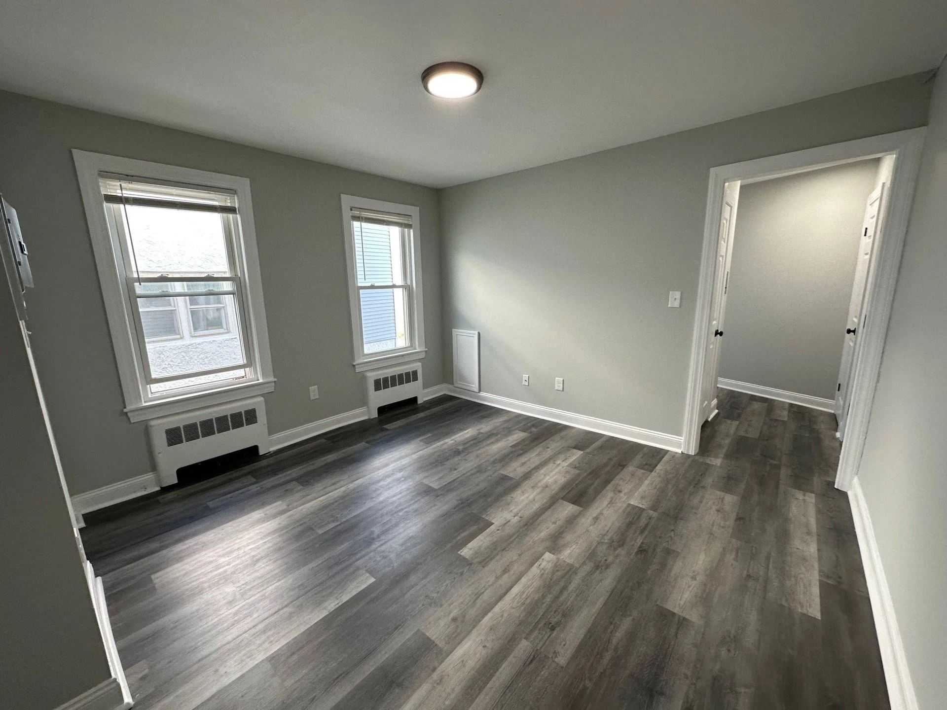 2 bed, 1 bath apartment for rent at 90 Winthrop Shore Dr Unit 6, Winthrop — photo 5 of 12
