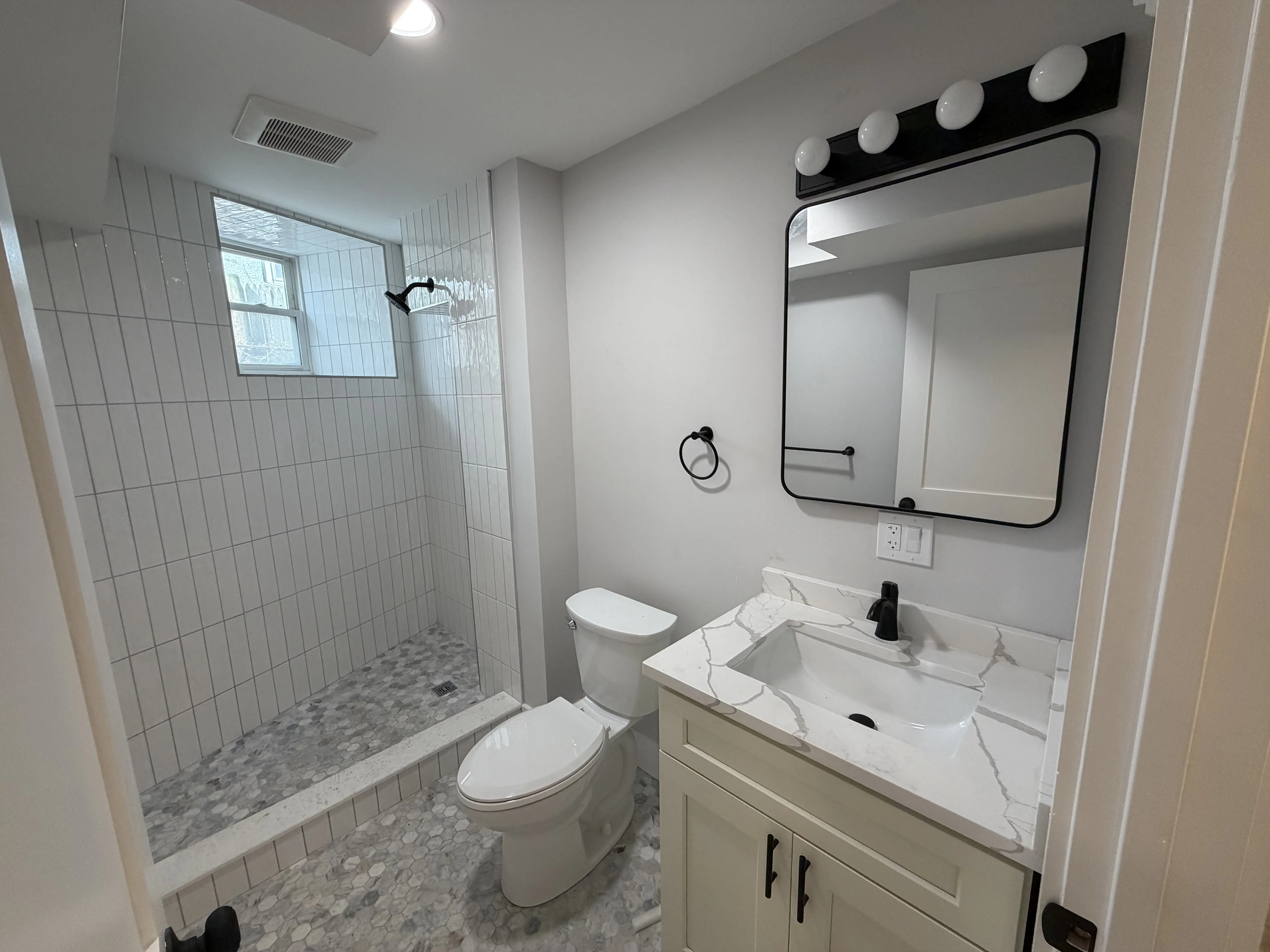 2 bed, 1 bath apartment for rent at 90 Winthrop Shore Dr Unit B, Winthrop — photo 9 of 20