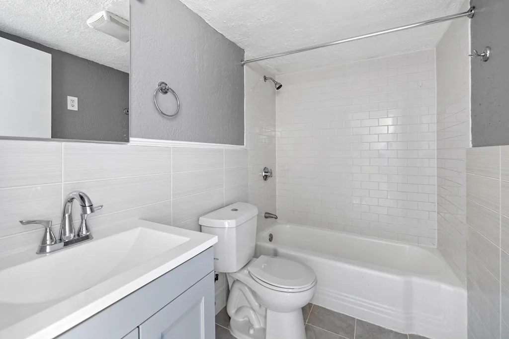 2 bed, 1 bath apartment for rent at 90 Wrentham St Unit 4, Dorchester — photo 5 of 7