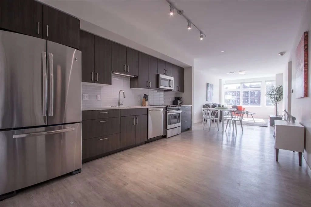 1 bed, 1 bath apartment for rent at 900 Beacon St Unit 306, Fenway — photo 7 of 16