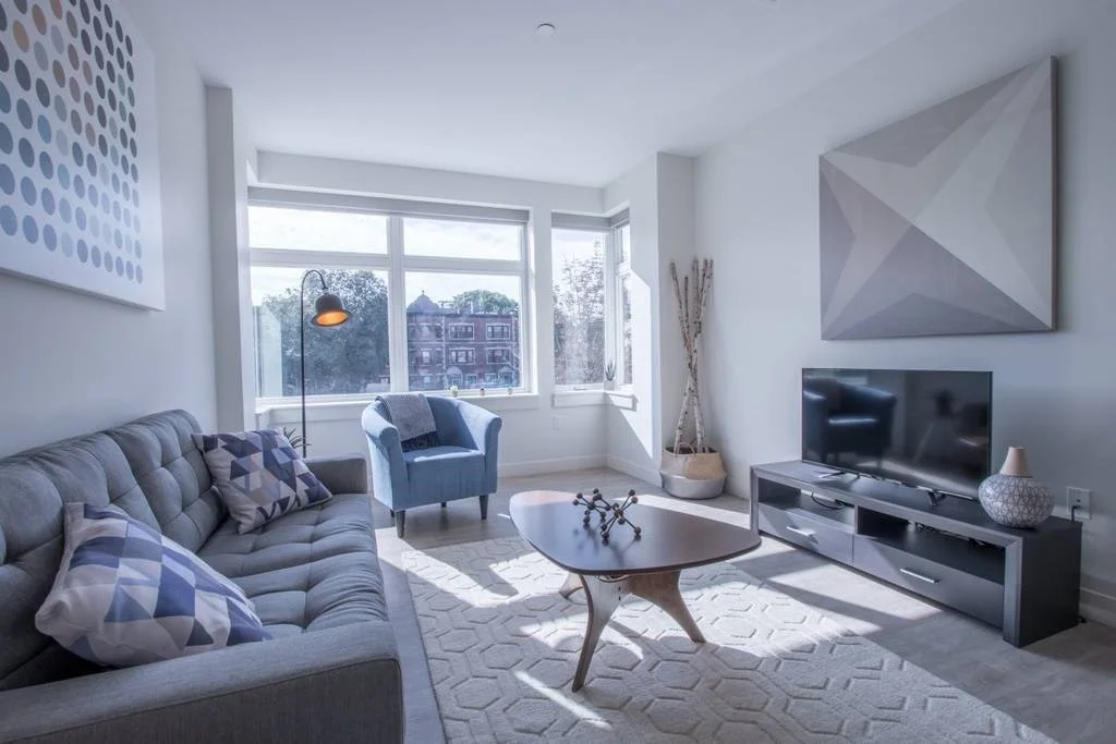 1 bed, 1 bath apartment for rent at 900 Beacon St Unit 402, Fenway — photo 3 of 16