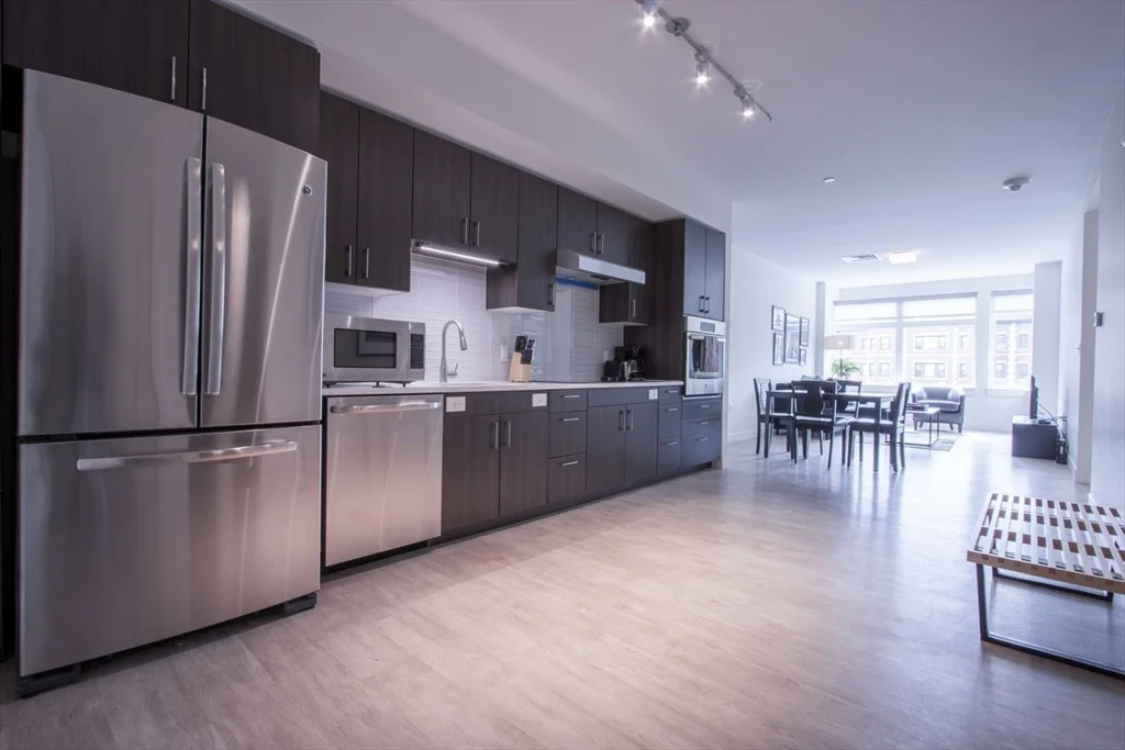 1 bed, 1 bath apartment for rent at 900 Beacon St Unit 403, Fenway — photo 7 of 12