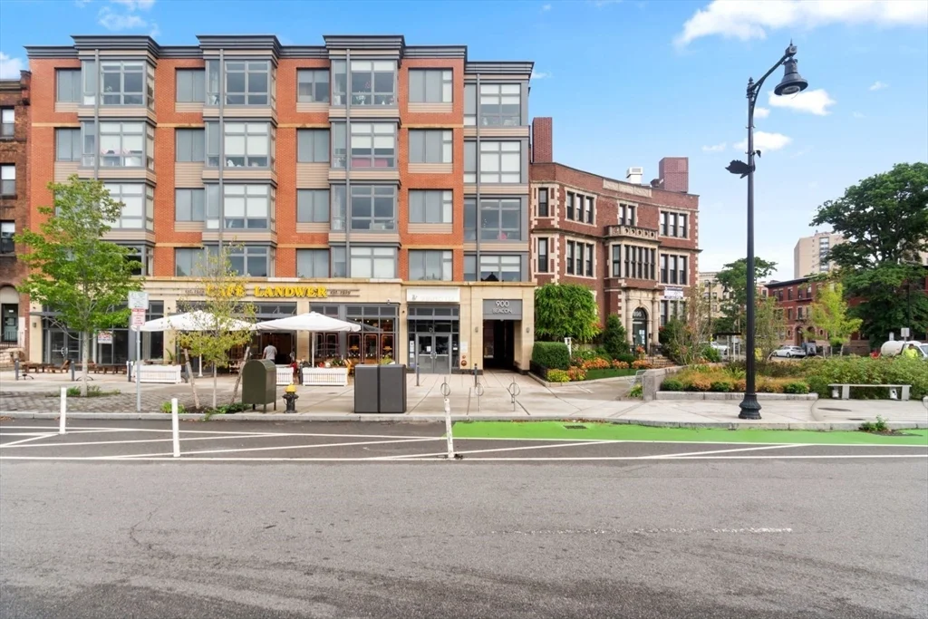 1 bed, 1 bath apartment for rent at 900 Beacon St Unit 501, Fenway — photo 12 of 12