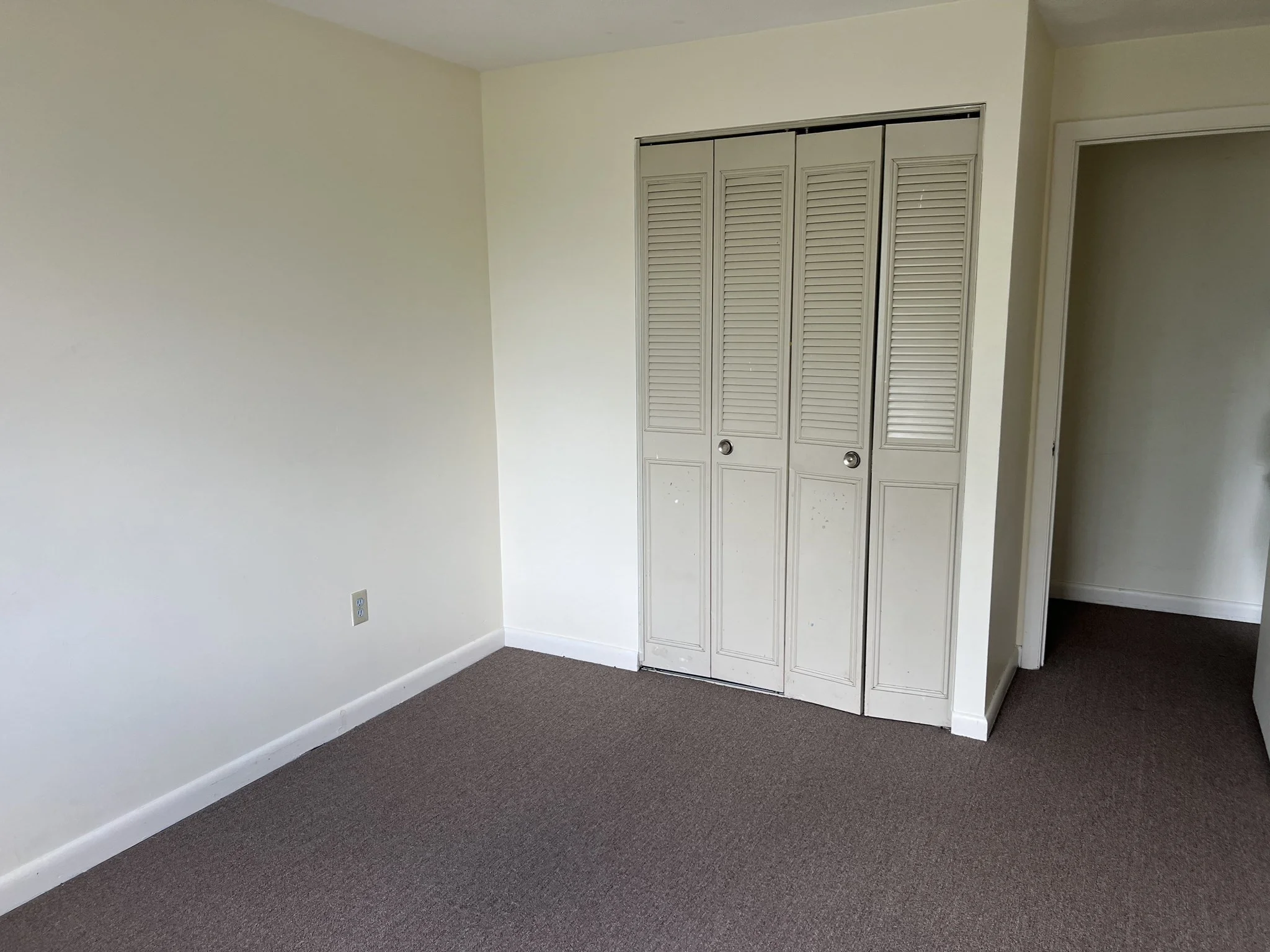 1 bed, 1 bath apartment for rent at 900 Governors Park Unit 22, Winthrop — photo 10 of 12