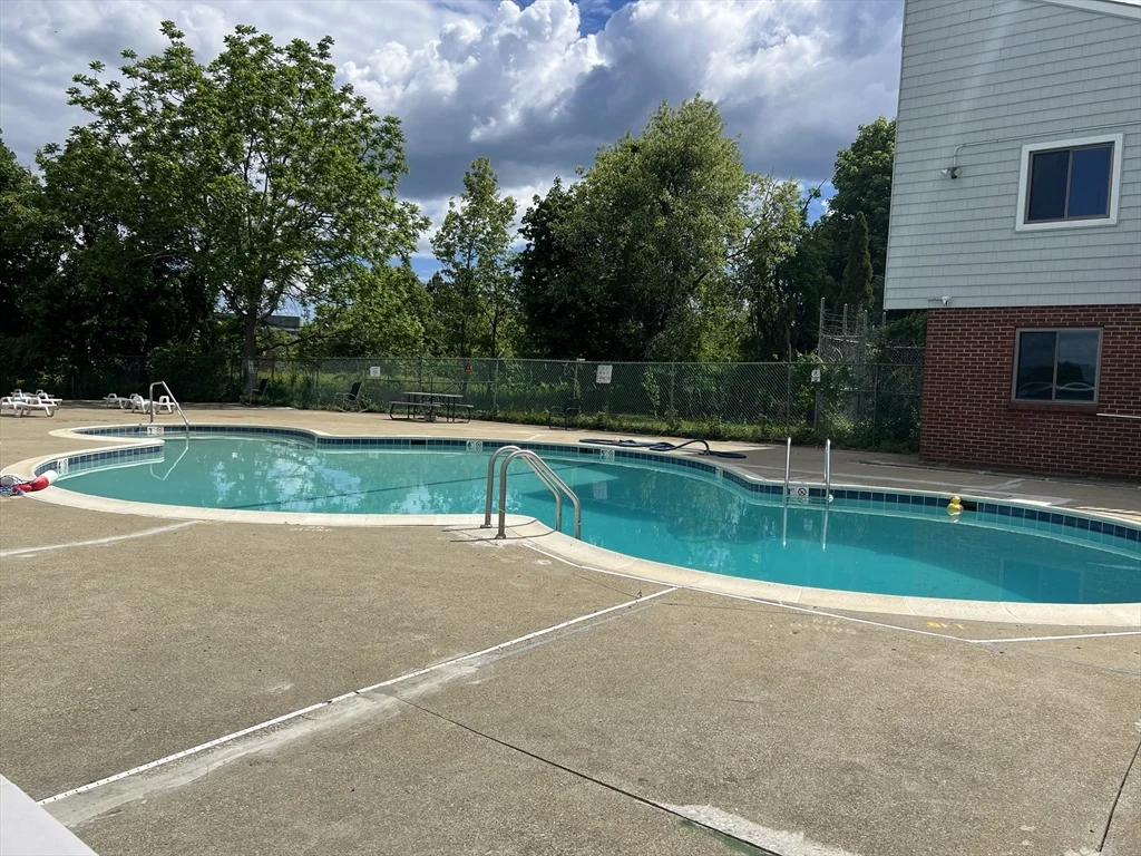 1 bed, 1 bath apartment for rent at 900 Governors Park Unit 22, Winthrop — photo 12 of 12