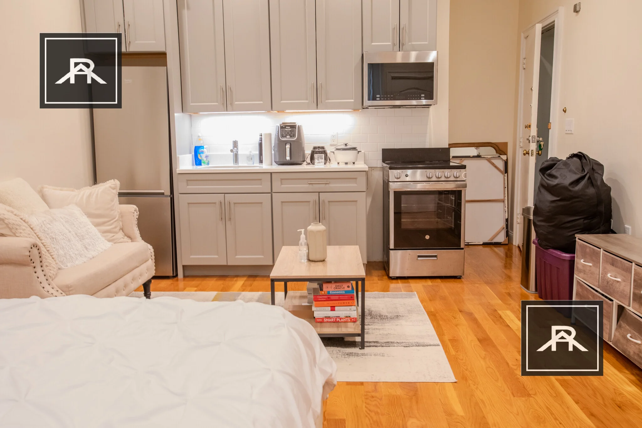 Studio bed, 1 bath apartment for rent at 901 Beacon St Unit 6, Fenway — photo 7 of 8