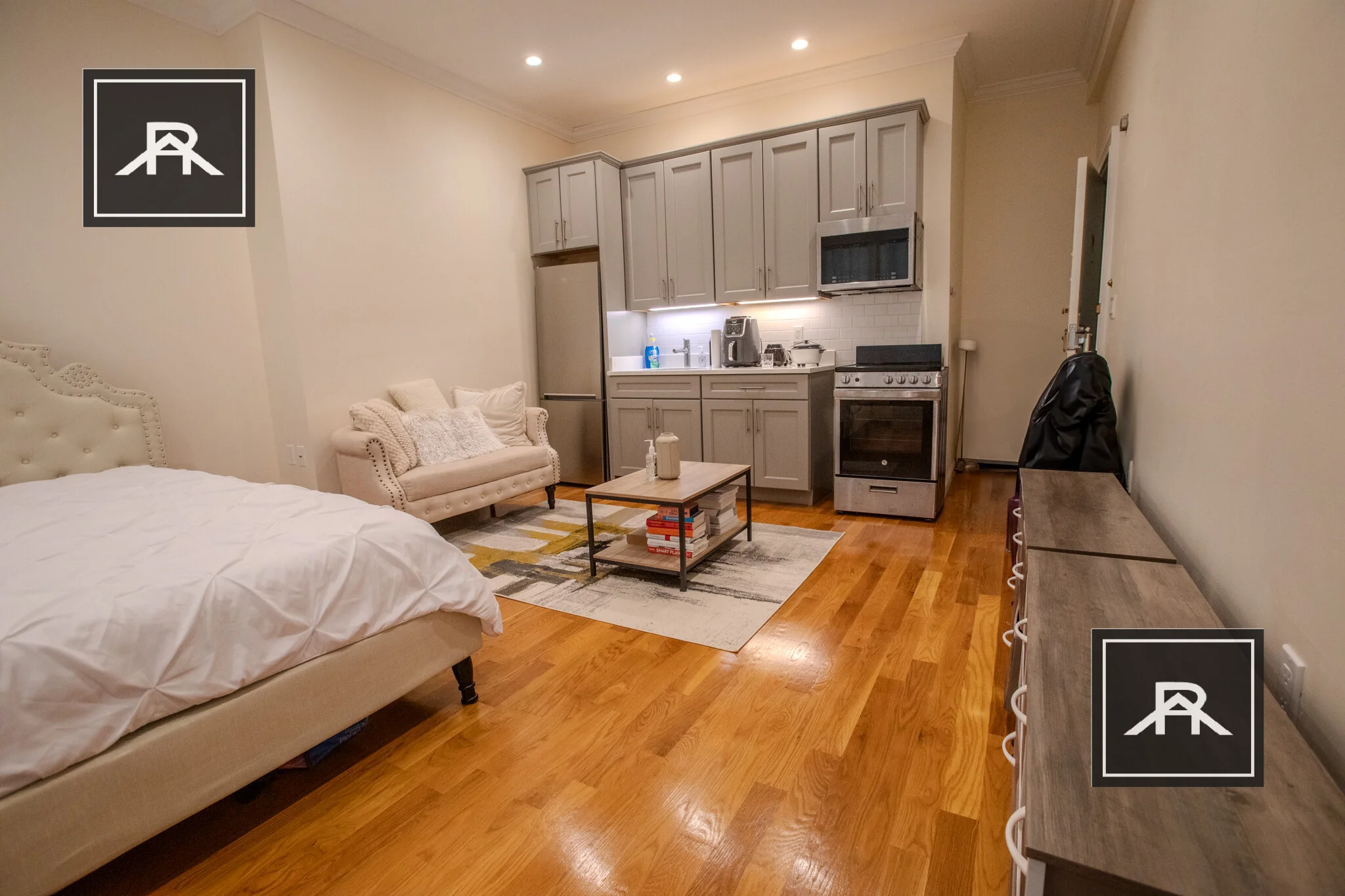 Studio bed, 1 bath apartment for rent at 901 Beacon St Unit 6, Fenway — photo 8 of 8