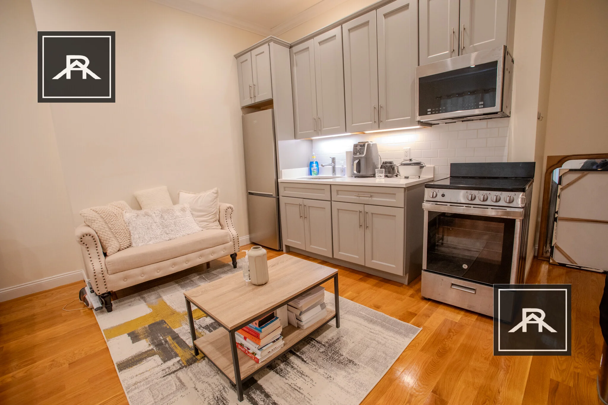 Studio bed, 1 bath apartment for rent at 901 Beacon St Unit 6, Fenway — photo 5 of 8