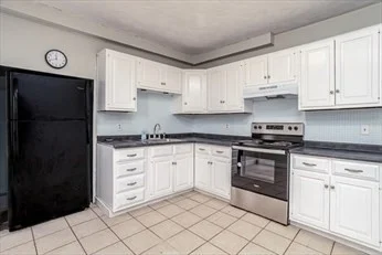 2 bed, 1 bath apartment for rent at 901 Main St Unit 1, Leominster — photo 3 of 14