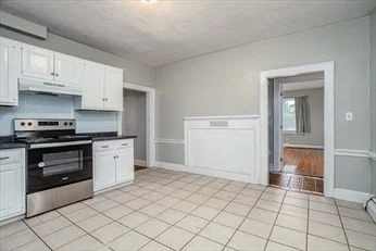 2 bed, 1 bath apartment for rent at 901 Main St Unit 1, Leominster — photo 4 of 14