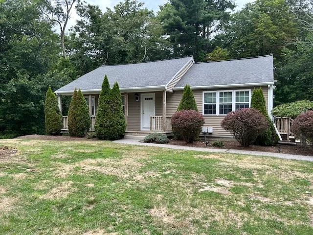 3 bed, 1 bath apartment for rent at 901 Scotland Blvd, Bridgewater — photo 1 of 19