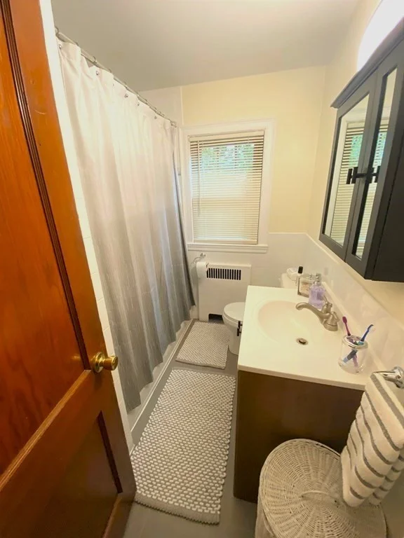 2 bed, 1 bath apartment for rent at 902 Furnace Brook Pkwa Unit 1L, Wollaston — photo 5 of 6