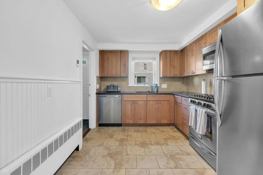 2 bed, 1 bath apartment for rent at 903 Adams St Unit 1-1, Dorchester — photo 4 of 17