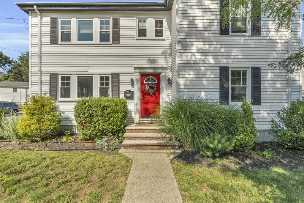 2 bed, 1 bath apartment for rent at 903 Adams St Unit 1-1, Dorchester