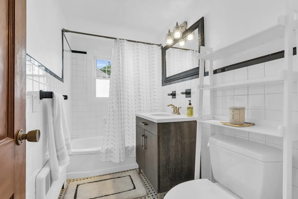 2 bed, 1 bath apartment for rent at 903 Adams St Unit 1, Dorchester — photo 14 of 17