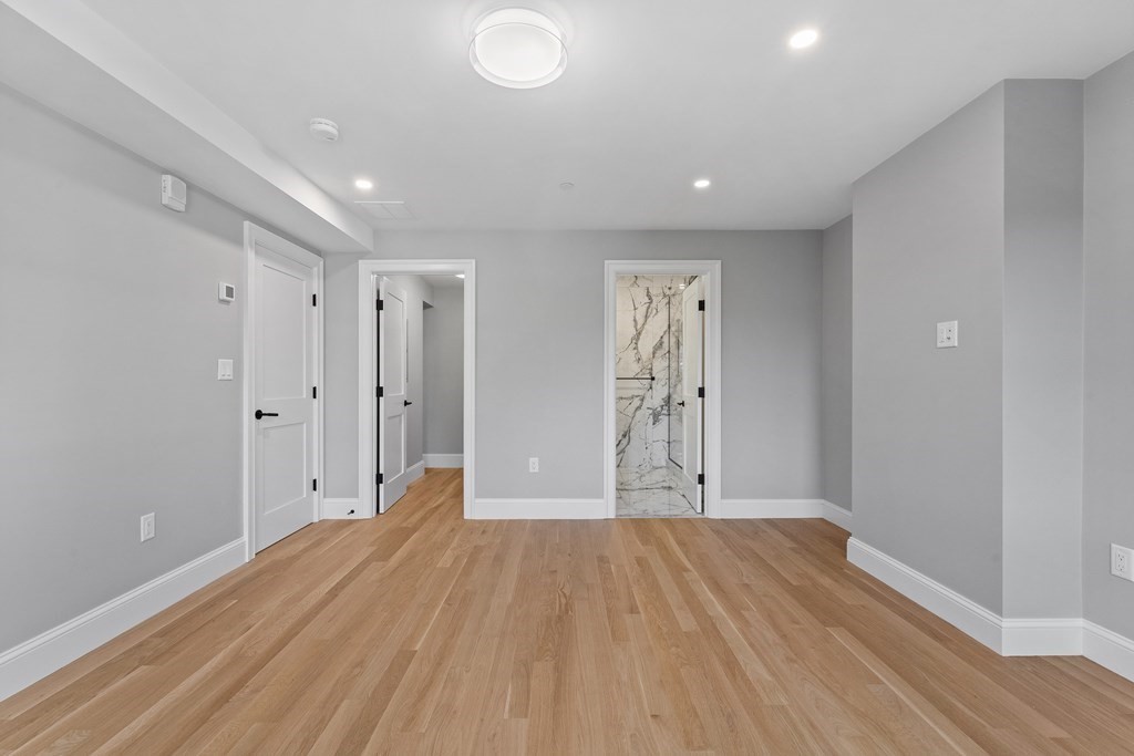 2 bed, 2 bath apartment for rent at 903 Beacon St Unit 3, Back Bay — photo 21 of 40