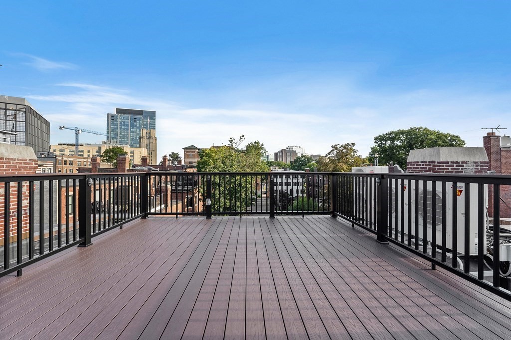 2 bed, 2 bath apartment for rent at 903 Beacon St Unit 3, Back Bay — photo 29 of 40