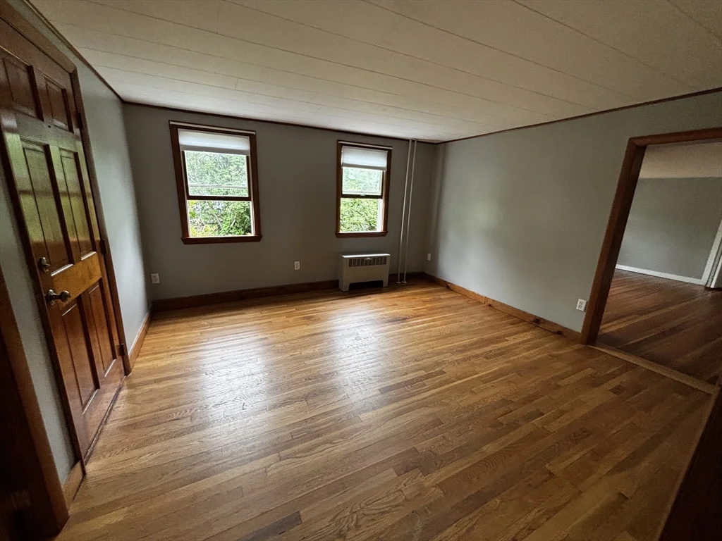 3 bed, 1 bath apartment for rent at 903 Prospect Unit 1, Somerset — photo 12 of 14