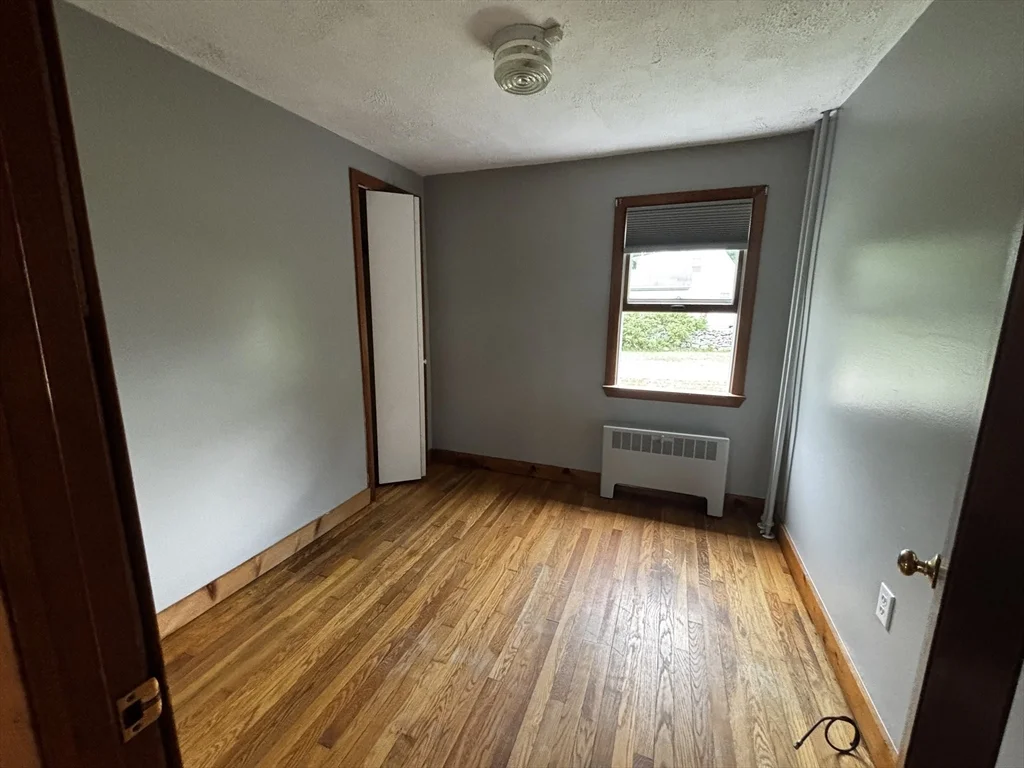 3 bed, 1 bath apartment for rent at 903 Prospect Unit 1, Somerset — photo 11 of 14
