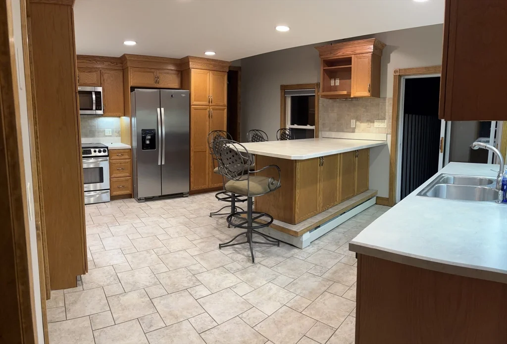 2 bed, 1 bath apartment for rent at 903 Prospect Unit 2, Somerset — photo 3 of 14