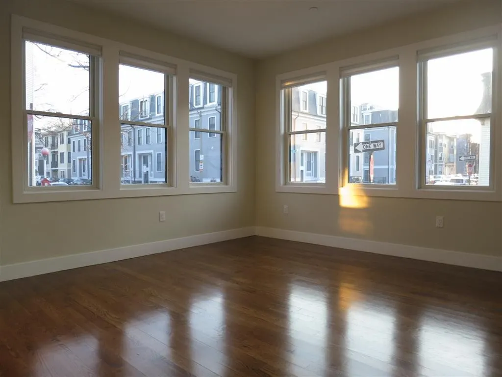 2 bed, 2 bath apartment for rent at 906 East 2nd St Unit 101, South Boston — photo 7 of 10