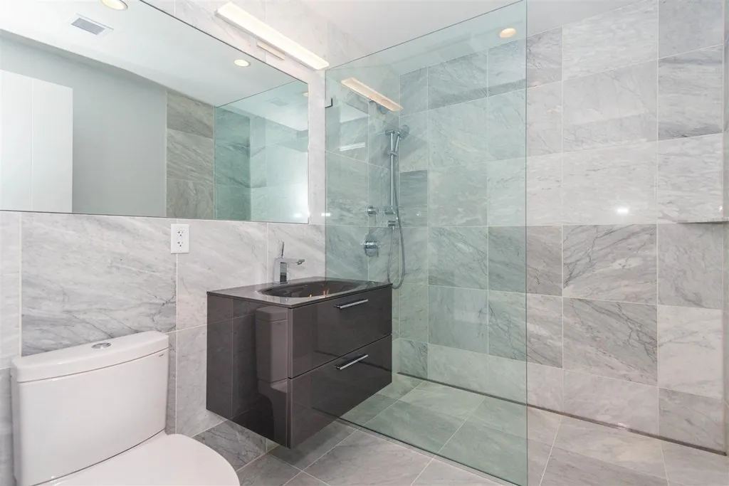 1 bed, 1 bath apartment for rent at 906 East 2nd St Unit 109, South Boston — photo 9 of 14