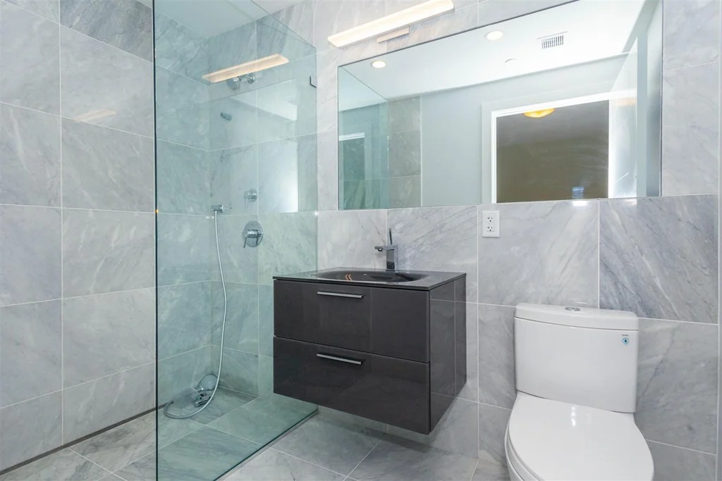 2 bed, 2 bath apartment for rent at 906 East 2nd Unit 112, South Boston — photo 5 of 7
