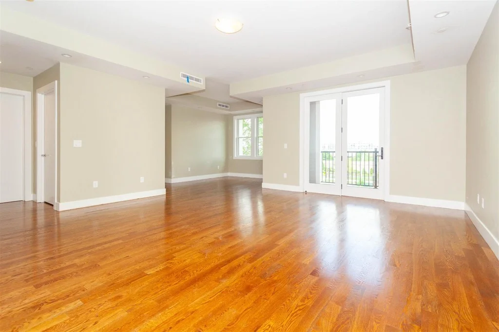 2 bed, 2 bath apartment for rent at 906 East 2nd Unit 112, South Boston — photo 3 of 7