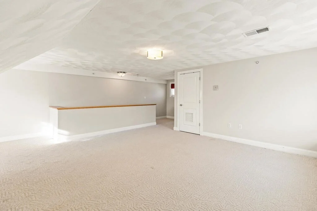3 bed, 2 bath apartment for rent at 907-1 Main St Unit Unit 1, Winchester — photo 25 of 29