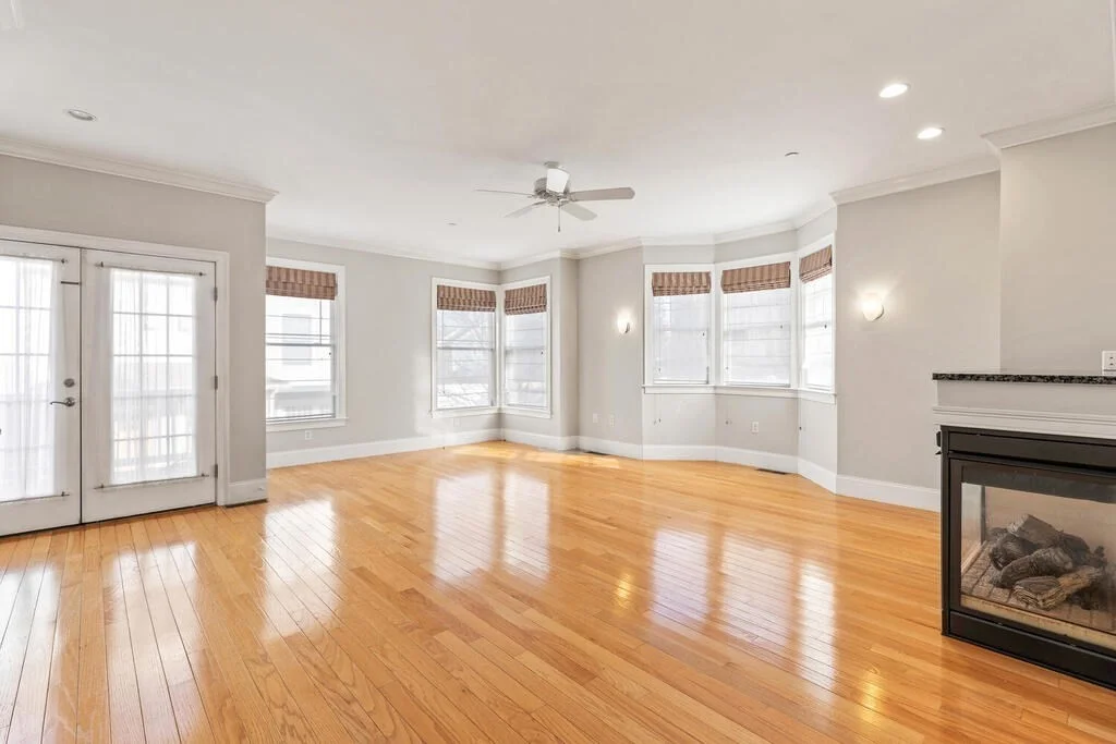 3 bed, 2 bath apartment for rent at 907-1 Main St Unit Unit 1, Winchester — photo 6 of 29