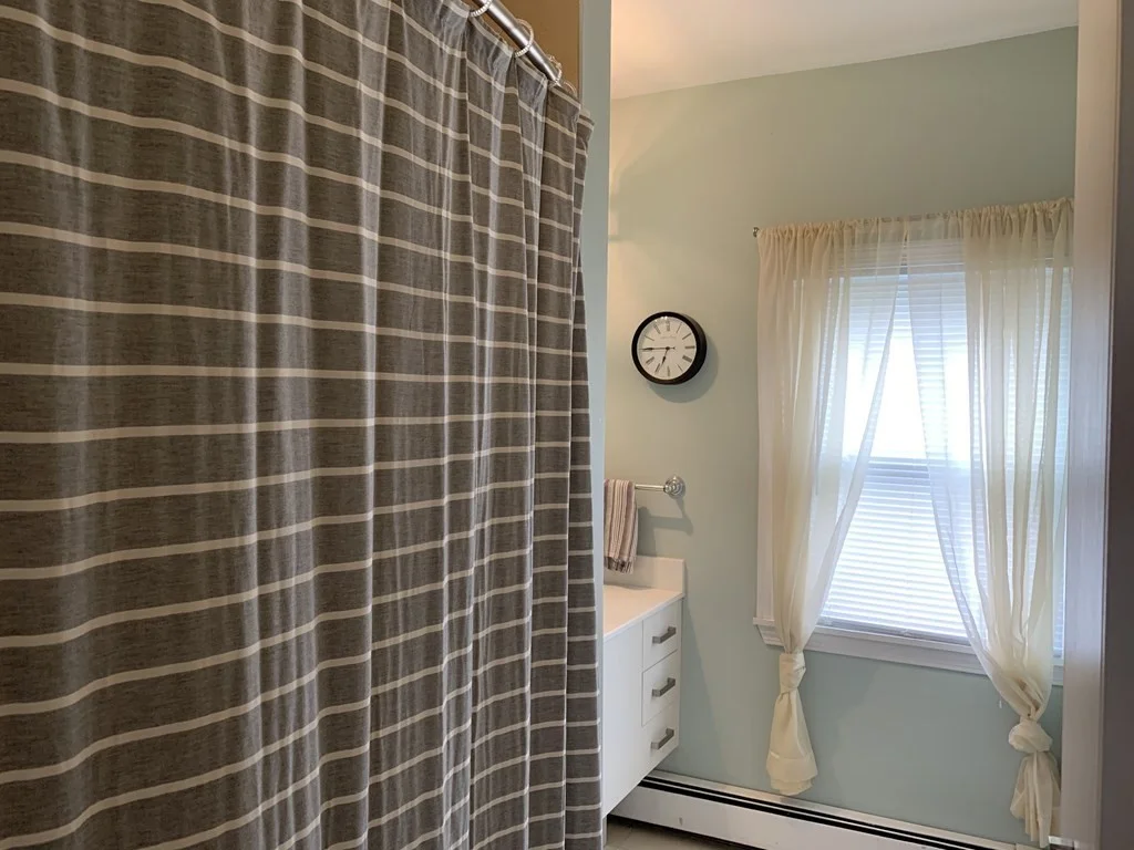 2 bed, 1 bath apartment for rent at 907 4th St Unit 3, South Boston — photo 12 of 18