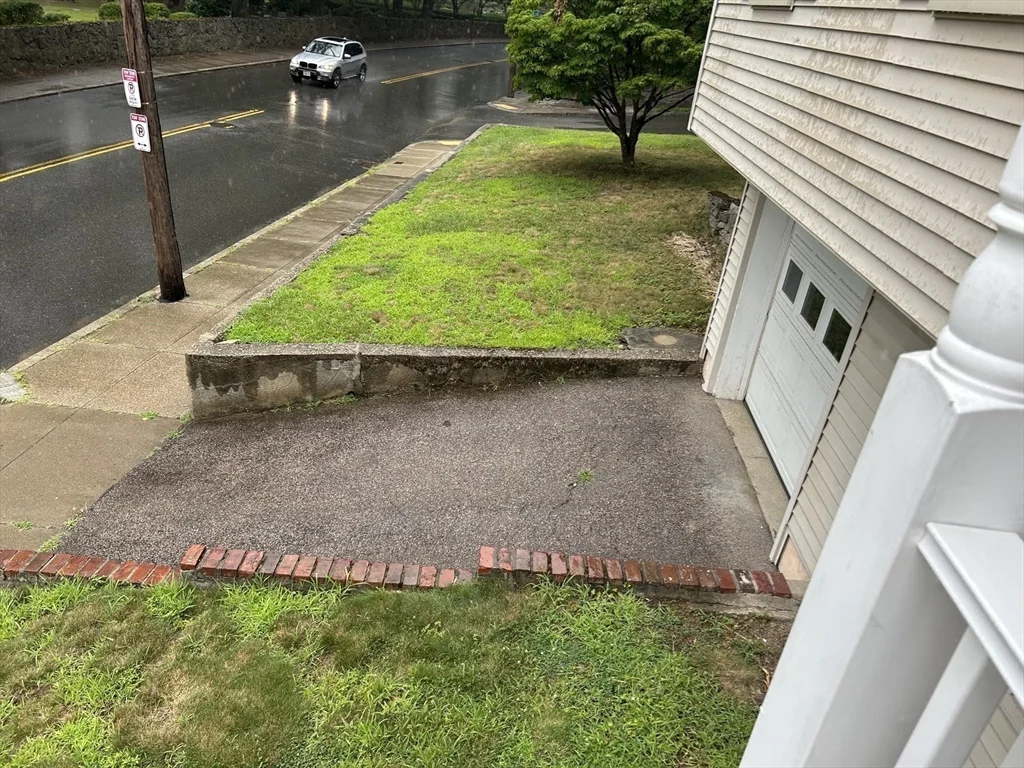 2 bed, 2 bath apartment for rent at 907 Lagrange St Unit 1, West Roxbury — photo 4 of 37